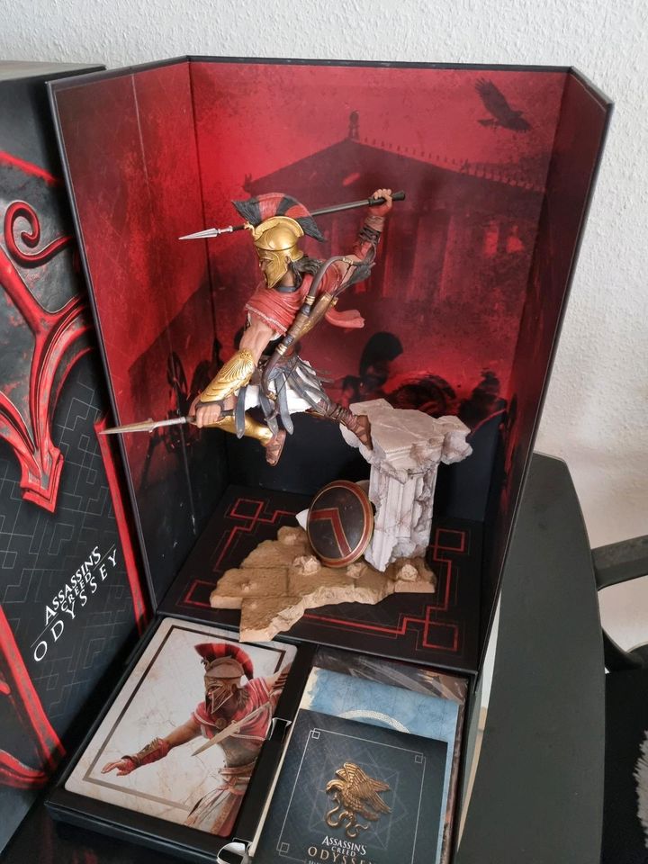 Assassins Creed Odyssey Spartan Edition Figur Collector's PS4 in Offenbach