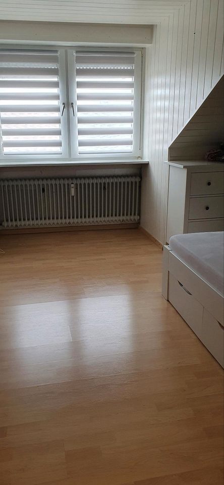 Nachmieter: Schöne, helle 2,5 Zimmerwohnung mit großer Wohnküche in Bochum