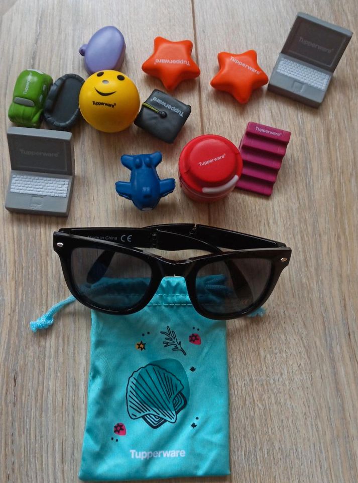 Tupperware Begeisterungshelfer Spielzeug Sonnenbrille Schaumstoff in Marl