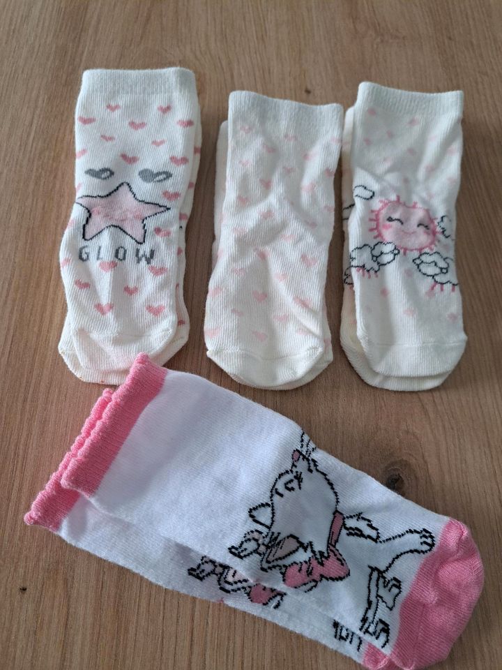 Socken Gr 86/92 Neu in Hille