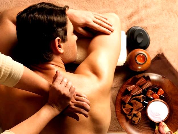 Ganzkörpermassage Sportmassage Wellnessmassage in Beckedorf