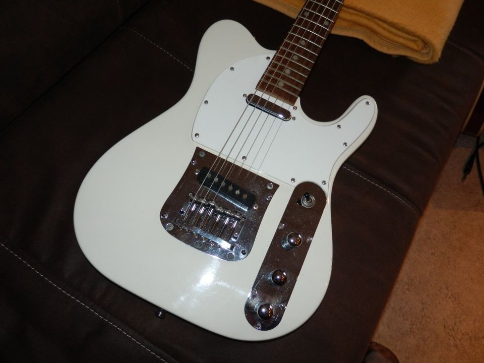 Gitarre E-Gitarre Hoyer Telecaster white in Norderstedt