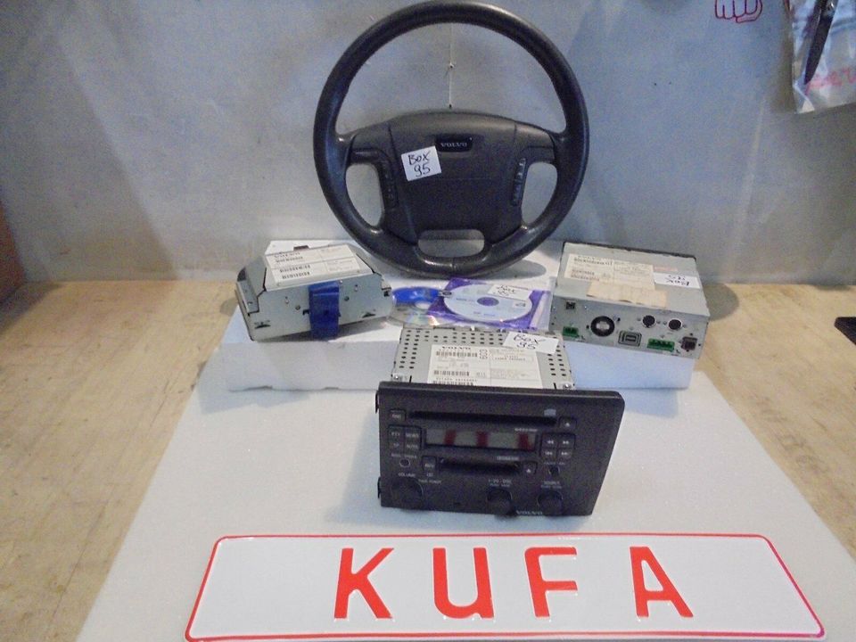 Volvo V70 II Radio CD Kassette HU603 Monitor Navirechner Lenkrad in Harrislee