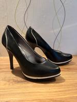 Schwarze High Heels 36 Sachsen - Claußnitz Vorschau