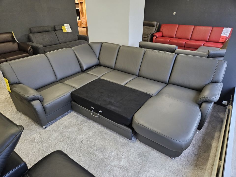 NEU ECHTLEDER Wohnlandschaft Couch Ledersofa Bettfunktion Kasten in Krefeld