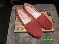 Mokassins Schuhe, Esmara-Lidl, rot, Grösse 39, Neu Hessen - Butzbach Vorschau