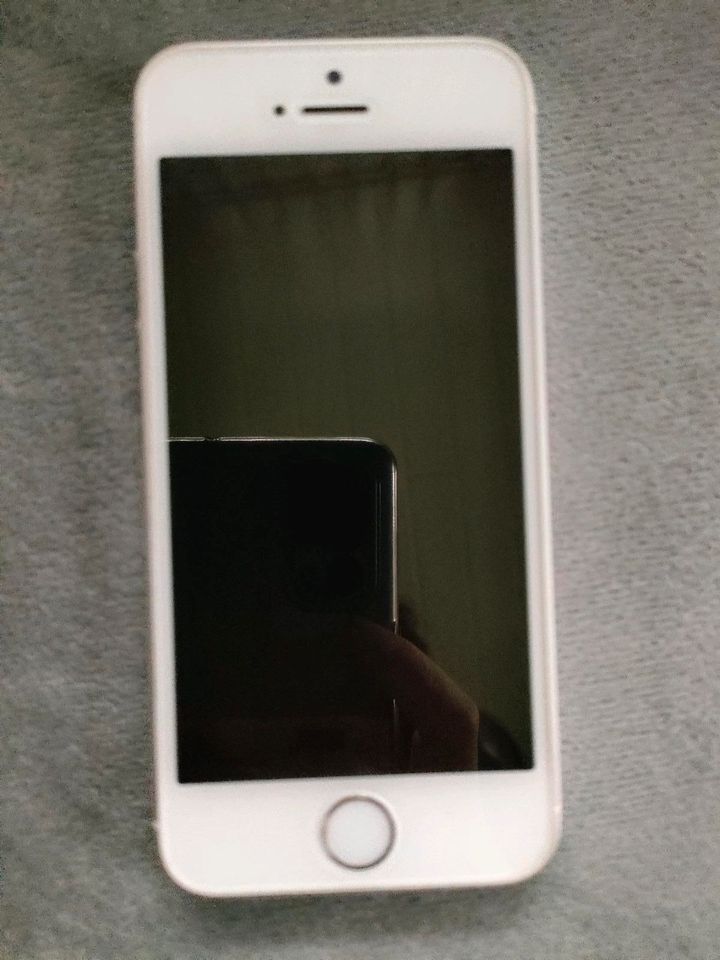 iPhone SE 16GB in Boxberg