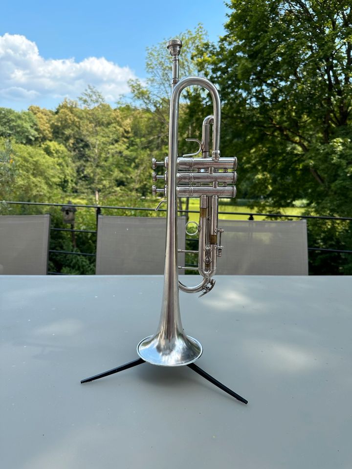 Trompete Vincent Bach Stradivarius Model 43 ML, Silber in Bayern - Thurnau  | eBay Kleinanzeigen ist jetzt Kleinanzeigen