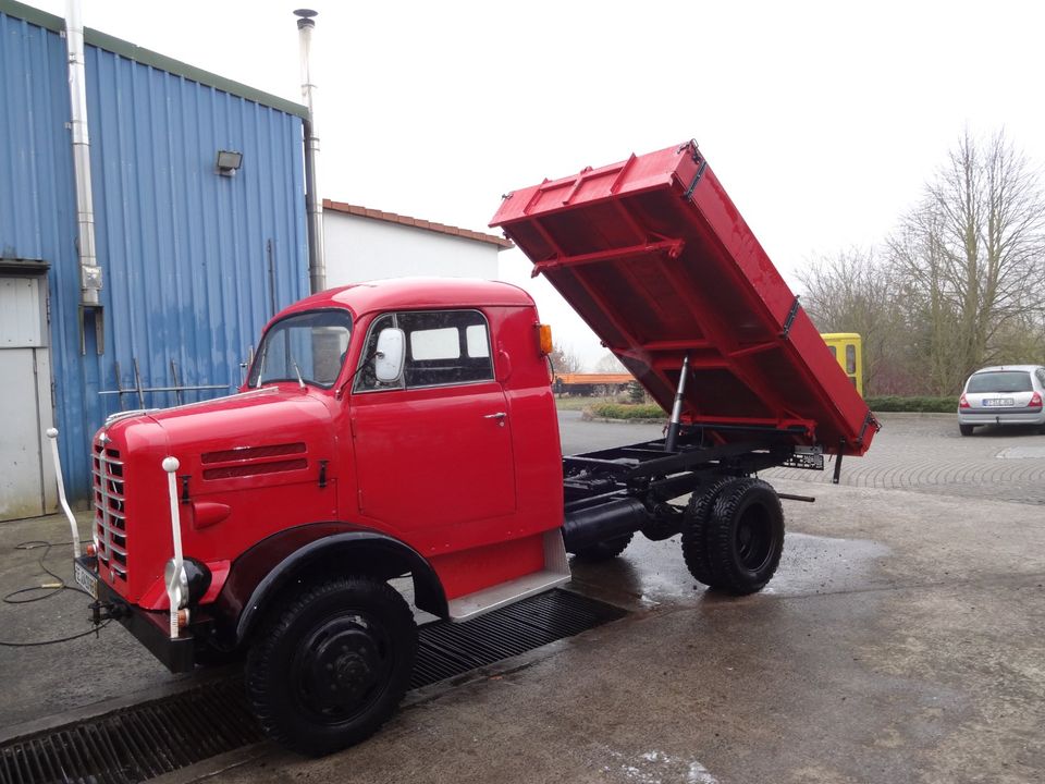 Oldtimer Lkw Borgward 3-Seitenkipper Allrad in Schleid