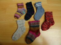 Handgestrickte Socken 19-22 und 23-26 bunt warm Köln - Mülheim Vorschau