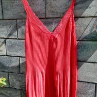 Kleid,Untertop,Spitze Rot Gr.44 Plissee Stretchig Wuppertal - Oberbarmen Vorschau