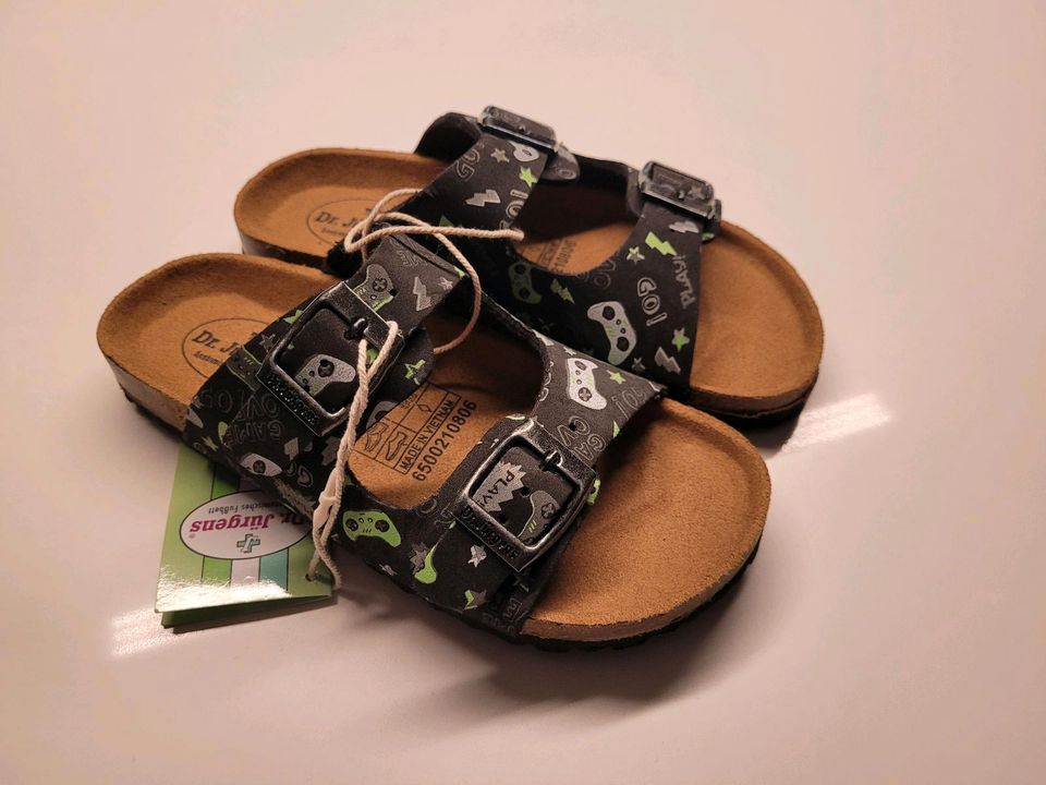 DR. Jürgens, Neue Sandalen, Badelatschen, Hausschuhe Gr 31 in  Baden-Württemberg - Lahr (Schwarzwald) | Gebrauchte Kinderschuhe Größe 31  kaufen | eBay Kleinanzeigen ist jetzt Kleinanzeigen