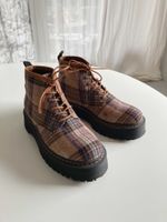 Sommerkind Stiefel Stiefeletten 41 kariert Absatz Boots Wolle Wandsbek - Hamburg Jenfeld Vorschau