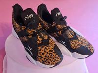 Nike Schuhe Rheinland-Pfalz - Mandel Vorschau