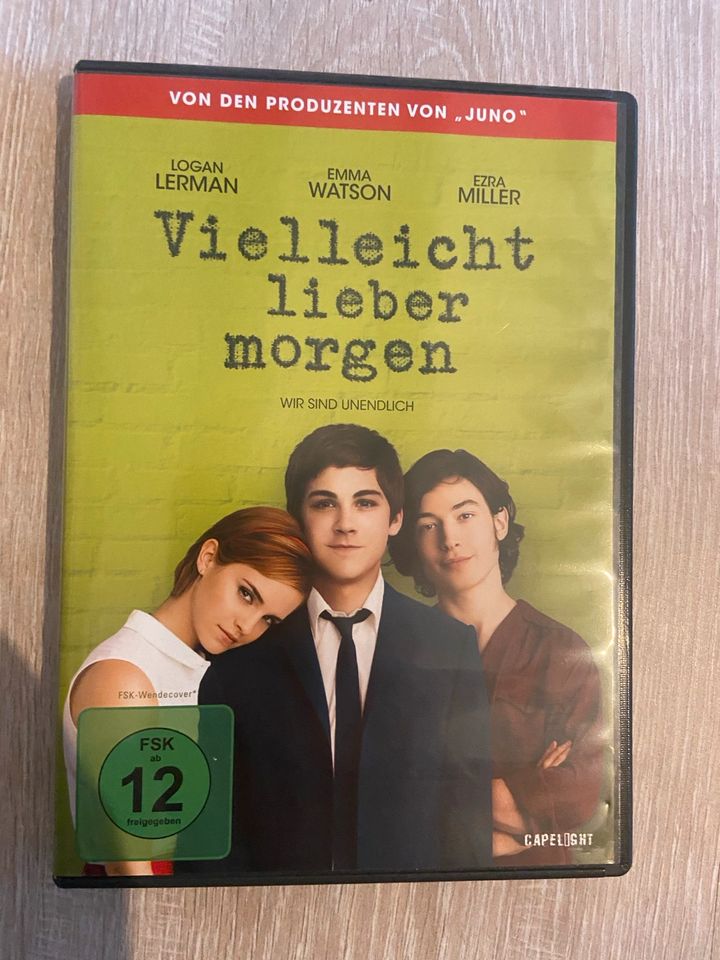 Verschiedene Blu-Rays und DVDs in Steinau an der Straße