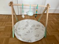 Baby gym / Spielbogen mit Matte Hessen - Bad Homburg Vorschau