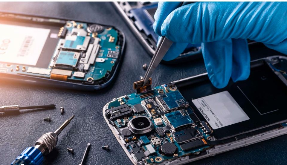 Reparatur Notdienst iPhone/Samsung/Huawei/POCO/Redmi. Usw !!! in Frankfurt am Main