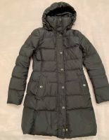 Steppmantel Damen Tommy Hilfiger dunkelblau Wintermantel Leipzig - Leipzig, Südvorstadt Vorschau