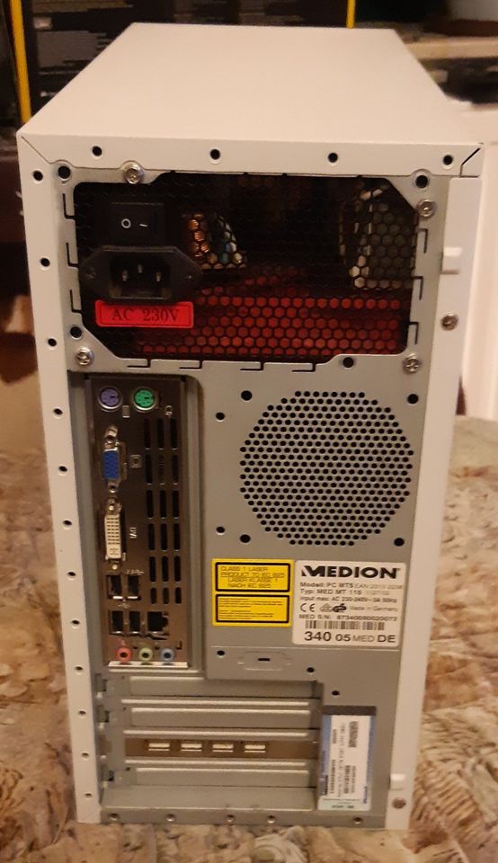 PC System  AMD FX4130, 8GB RAM, 750GB HDD, Win10 in Leipzig