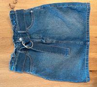Sehr schöner Jeans Minirock mit Gürtel Gr. 34 ( 158 / 164) Frankfurt am Main - Kalbach-Riedberg Vorschau