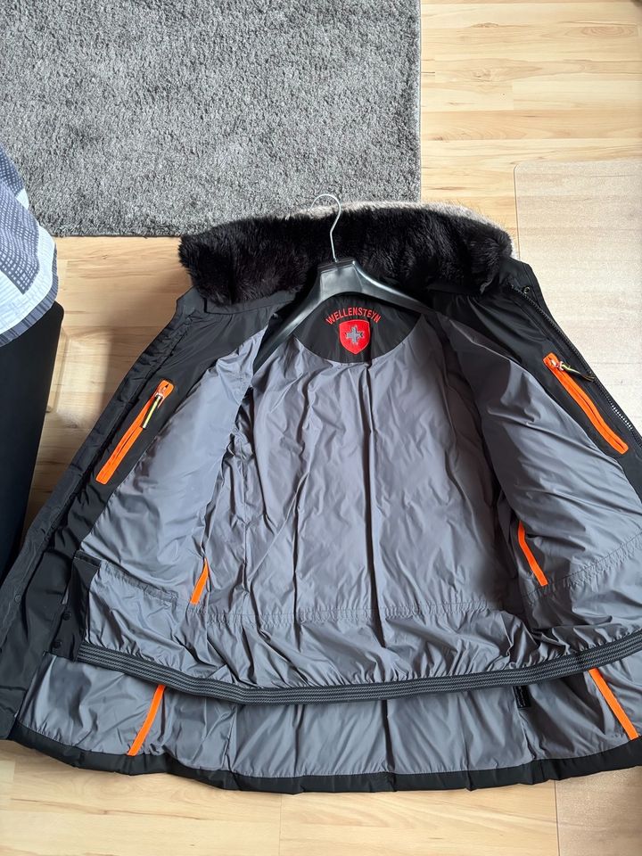 Wellensteyn Marvellous Steppjacke Größe L schwarz neu in Ober-Ramstadt