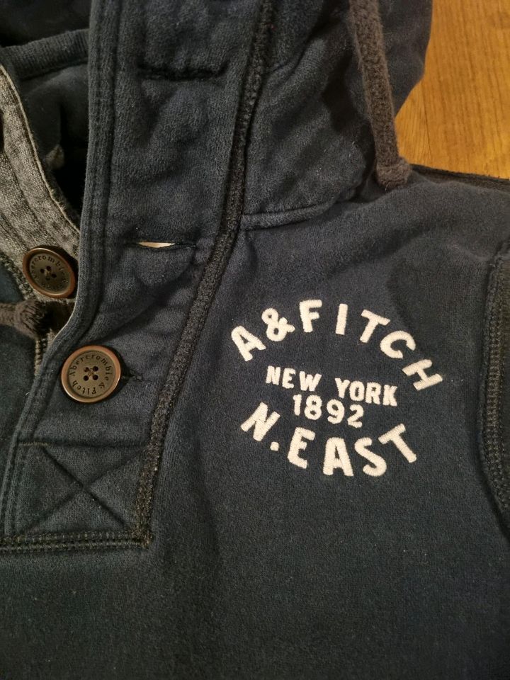 ABERCROMBIE FITCH PULLOVER GR S in Berlin