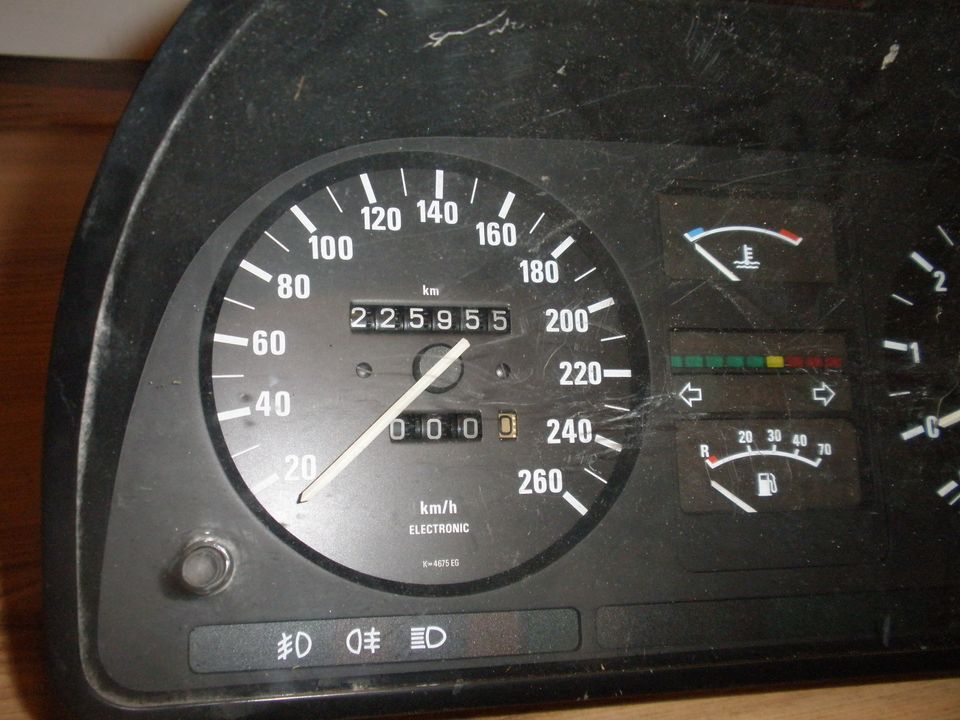 BMW E28 Tachoeinheit Cockpit 535i M535i bis 260 km/h DZM usw. in Grafenau