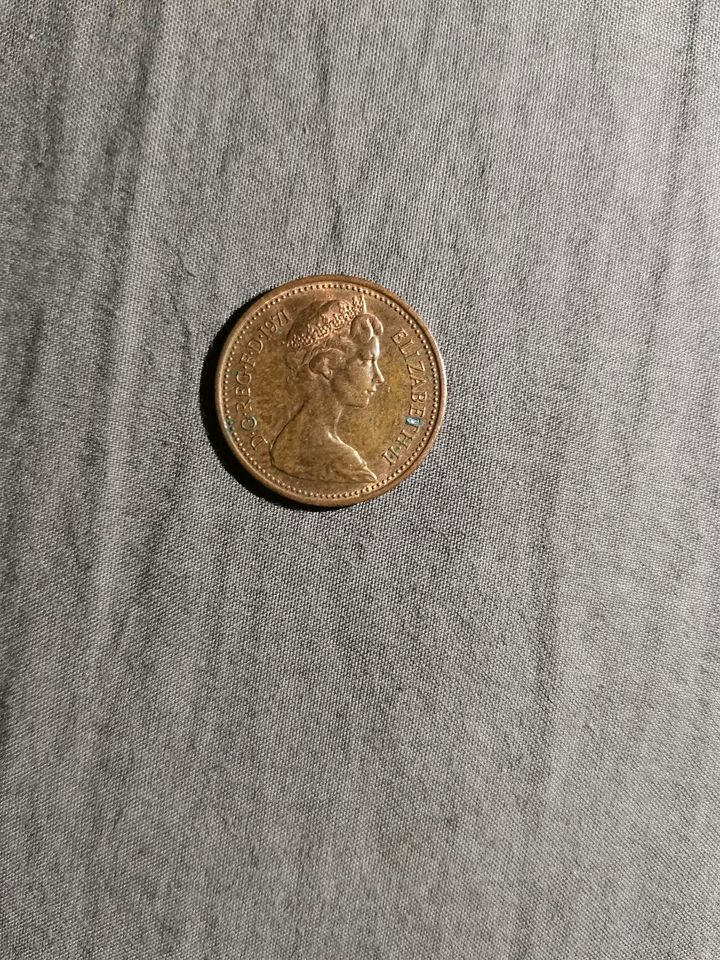 New penny, queen Elizabeth in Nusse