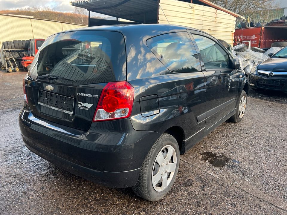 Stoßstange hinte Chevrolet Aveo schwarz Heckschürze Heckstoßstang in Wilnsdorf