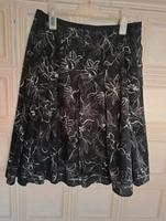 Rock, Midirock von Esprit in schwarz/weiß, Gr. 36 Bayern - Großmehring Vorschau