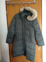Neuwertige Steppjacke, Mantel von GAP Gr. S Niedersachsen - Schwülper Vorschau