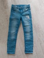 Mädchen Jeans Gr. 116/122 Bad Doberan - Landkreis - Elmenhorst/Lichtenhagen Vorschau