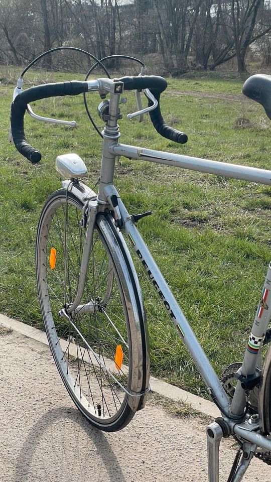 Fahrrad Peugeot Rennrad in Berlin