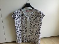 s. Oliver Damen Bluse mit Schluppe Shirt kurzem Arm  Gr. 44 Nordrhein-Westfalen - Wilnsdorf Vorschau