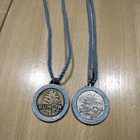 2x Medaille, Kumon, 40 mm, blaue Kordel, gebraucht Baden-Württemberg - Bretten Vorschau