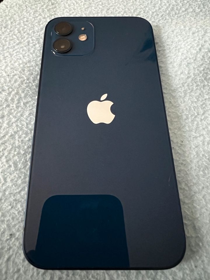 iPhone 12; 128 GB, blau in Hallbergmoos