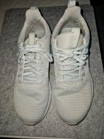Adidas Turnschuh Gr.8 Hessen - Wolfhagen  Vorschau