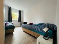 ab 200€ netto pro Nacht - 4 Zimmer für 8 Personen NSW Monteurzimmer Monteurwohnung Möblierte Wohnung Berlin - Treptow Vorschau