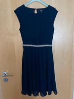 Dunkelblaues C&A Cocktailkleid Größe XS / 34 Saarland - Heusweiler Vorschau