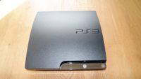 PlayStation PS 3 mit 2 Controllern und 1 Spielepaket CECH - 2504B Niedersachsen - Horneburg Vorschau