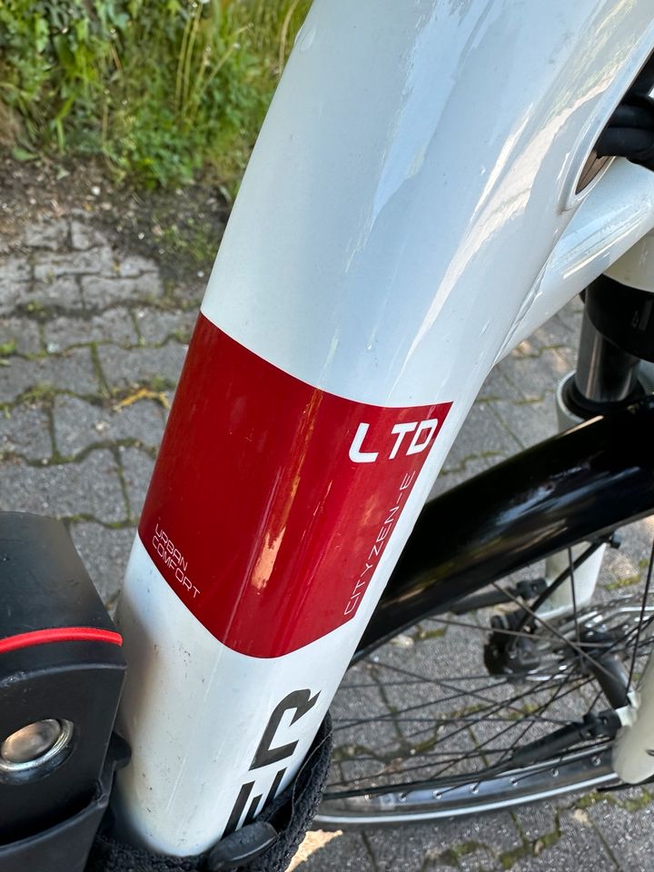 E-Bike Citybike der Marke Carver in Herrenberg
