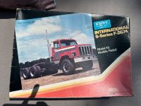 Ertl 8026 international s-Series F 2674 Truck LKW 1:25 Kit Unbenu Nordrhein-Westfalen - Moers Vorschau