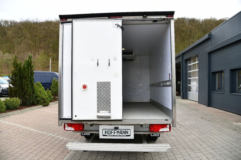 Mercedes-Benz Sprinter 311 CDI Kühlkoffer Carrier 3 ° C in Meschede