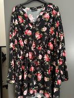 Kleid Blumenmuster Bayern - Niederrieden Vorschau