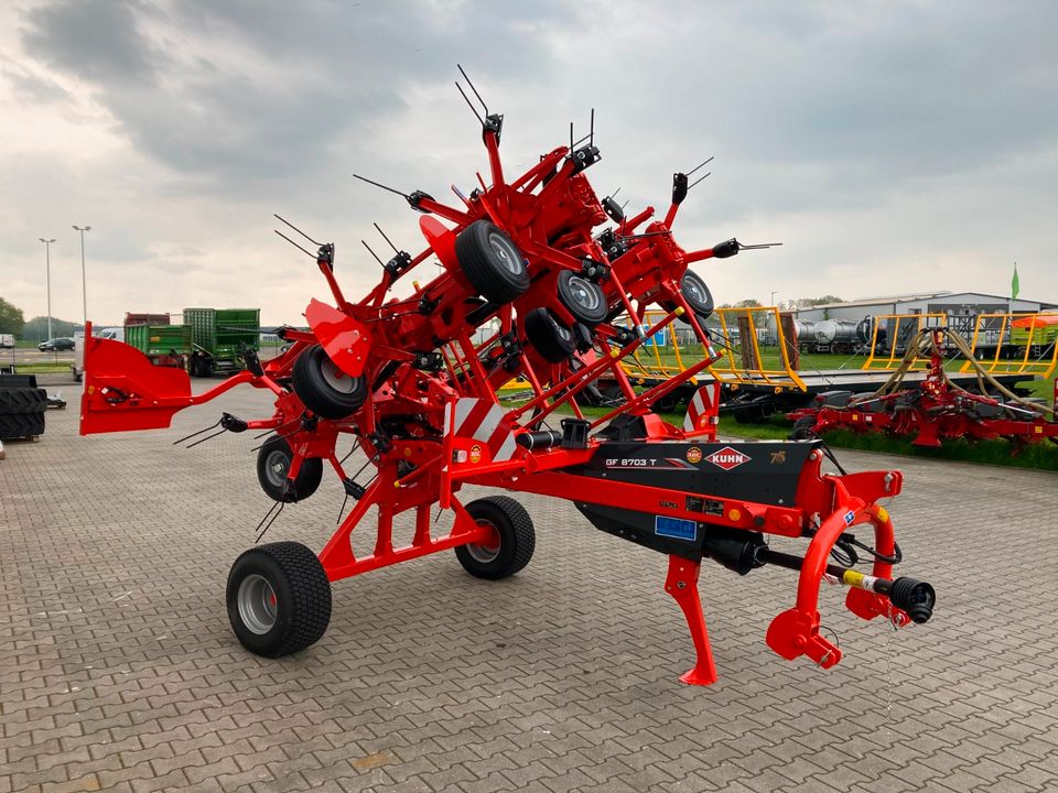 KUHN GF 8703 T Kreiselheuer Giroheuer Nr.: 0180 in Cloppenburg