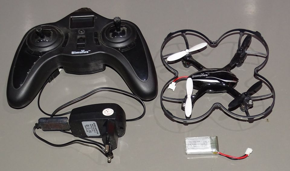 Drohne Simulus Modell NX 1066 675 HD-Kamera in Stutzenklinge