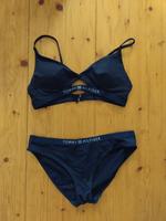 Bikini Set Tommy Hilfiger Größe S/M 36/38 dunkelblau wie neu Sachsen-Anhalt - Magdeburg Vorschau