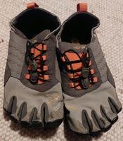 Barfußschuhe  Vibram FiveFingers Treck Ascent  42 Bremen - Neustadt Vorschau