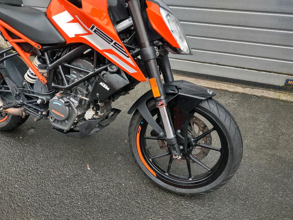 KTM Duke 125 in Reuth