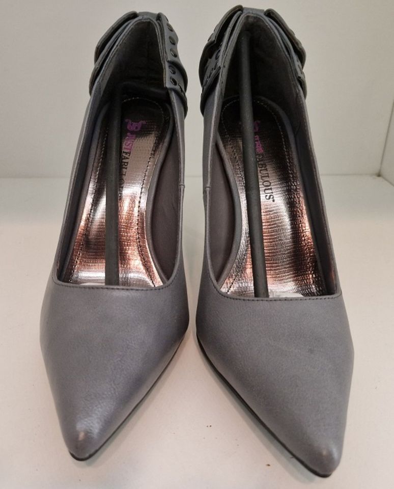 JustFab - HighHeel Stiletto-Pumps - Grau - Gr. 39 in Dorsten